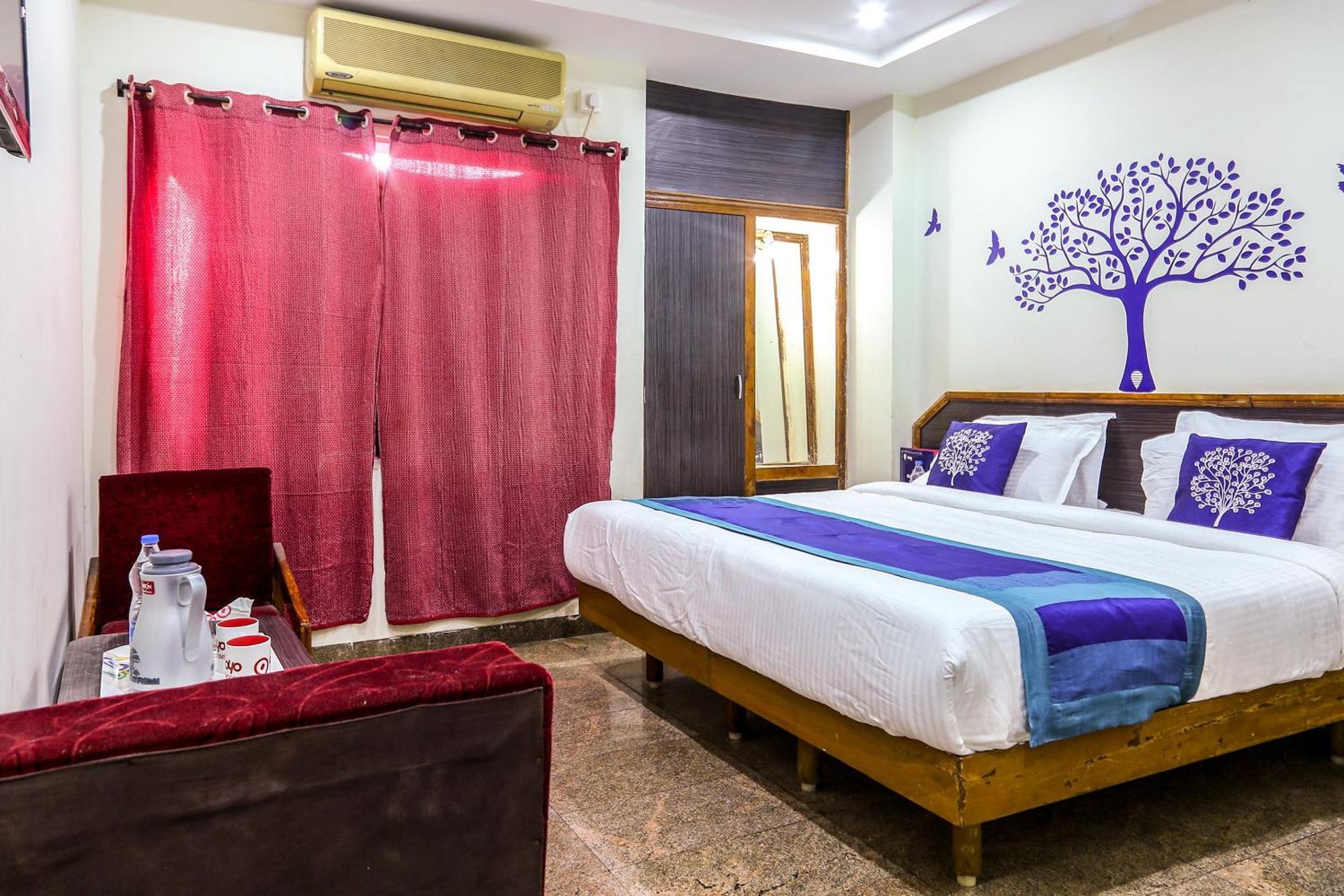 Collection O Poojith Residency Hotell Tirupati Exteriör bild