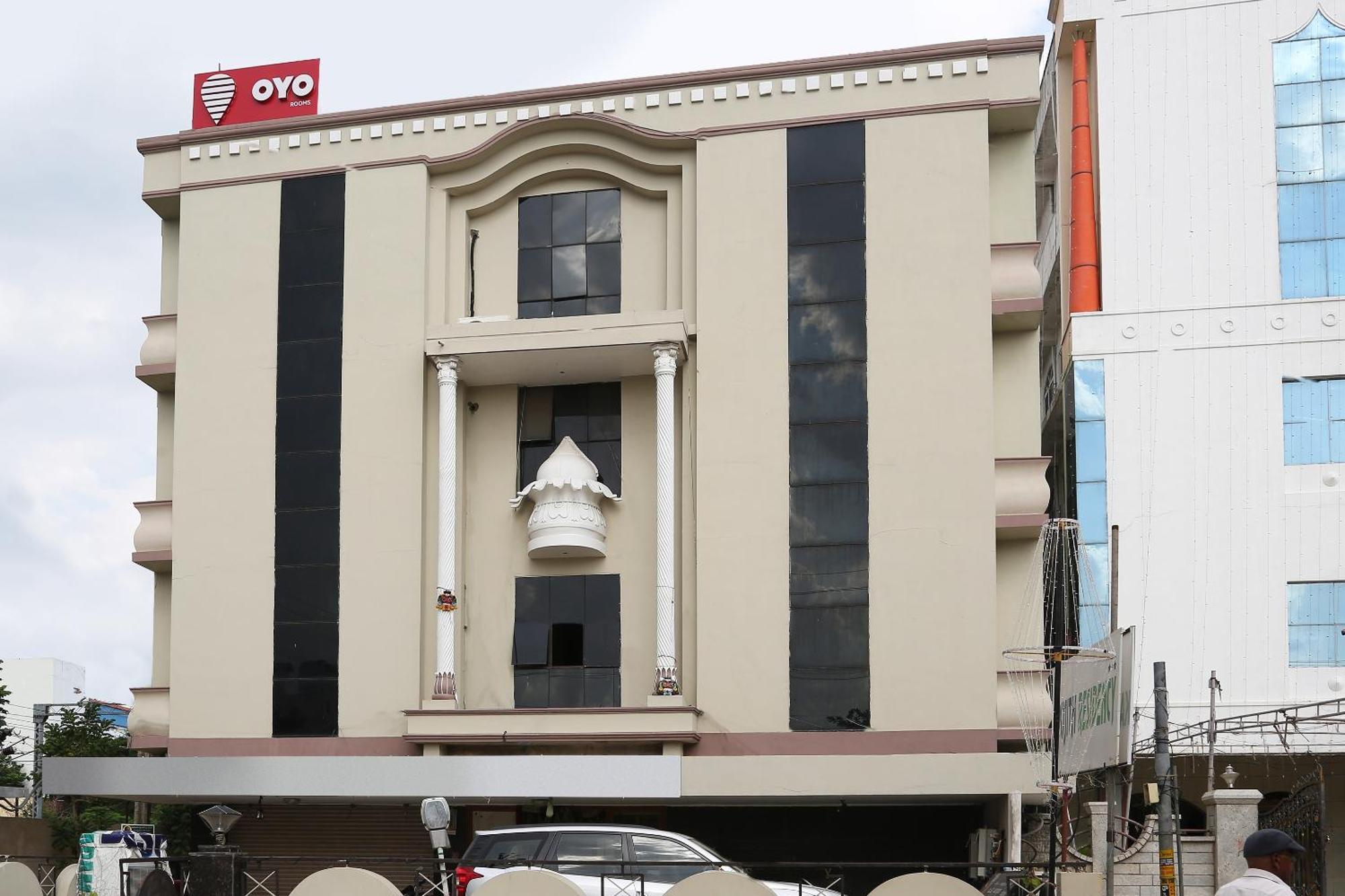 Collection O Poojith Residency Hotell Tirupati Exteriör bild